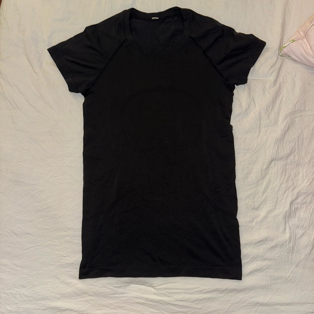 Lululemon Black Swiftly Tech Shirt Sleeve